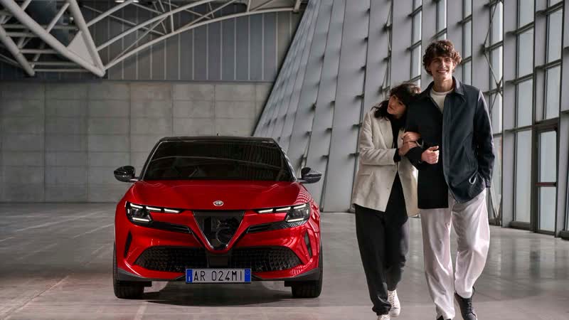 Young and wild: Wie der Alfa Romeo Junior unsere Herzen gewinnt