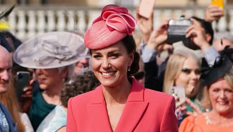 Kate Middleton: Deshalb sollten auch Sie auf den Farbton Koralle setzten