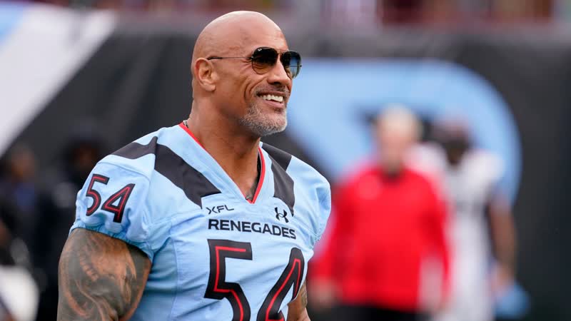 Dwayne Johnson setzt auf diese Oberkörper-Übung – spricht dazu jedoch auch eine Warnung aus