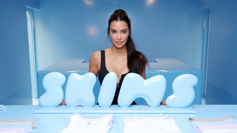 Skims Mens: Kim Kardashian lanciert erste Herrenkollektion mit starbesetzer Kampagne