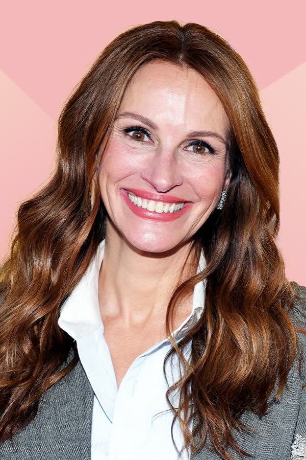 Julia Roberts: Die Schauspielerin trägt jetzt einen auffälligen Pony – und sieht komplett anders aus