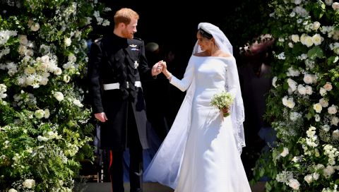 Von Prinzessin Diana bis Meghan Markle: Diese Schuhe versteckten sich unter royalen Brautkleidern