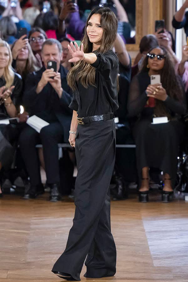 Victoria Beckham x Mango: Die Must-have-Kollektion launcht schon diesen Monat - wir verraten alles, was du wissen musst