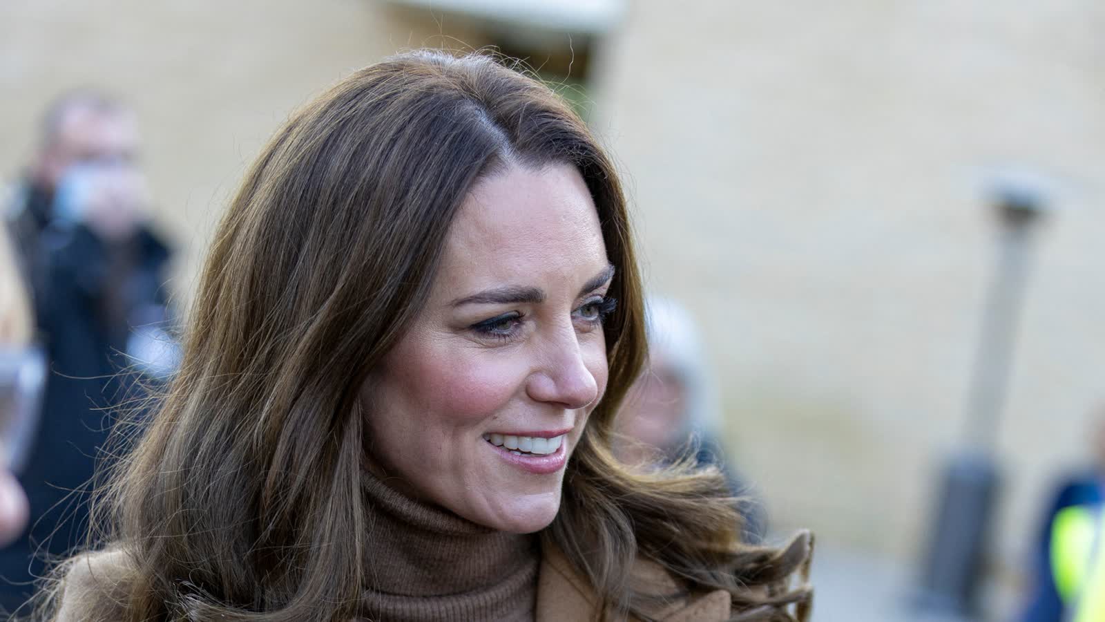 Kate Middleton beweist: So elegant kann ein tonaler Look wirken!