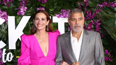 Julia Roberts offenbarte ihre Gefühle für George Clooney - auf ihrem Kleid